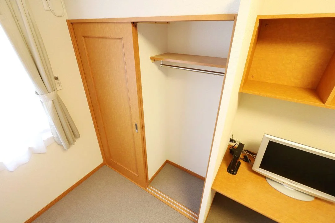 大型クローゼットにより女性の方でも収納が安心