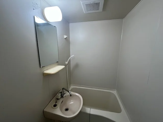 設備・仕様は号室により異なる為、現況を優先いたします。