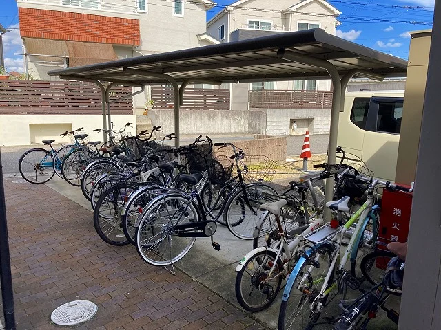 屋根付き駐輪場