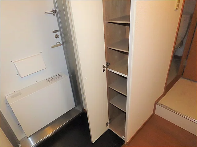 シューズボックスあり