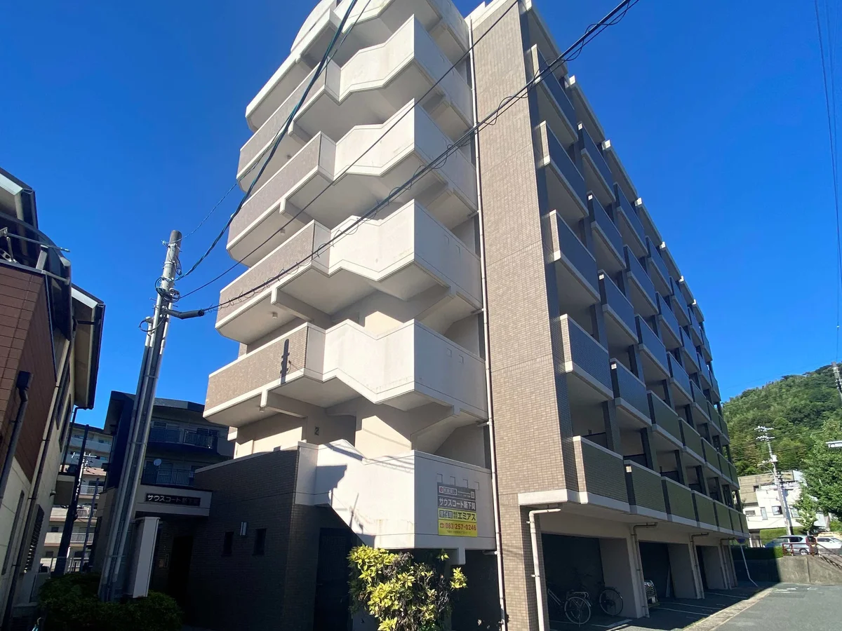 駅近で便利◎外観もきれいですよ。