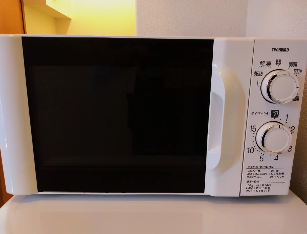 ※同タイプ部屋の写真となります（冷蔵庫・レンジ・洗濯機）