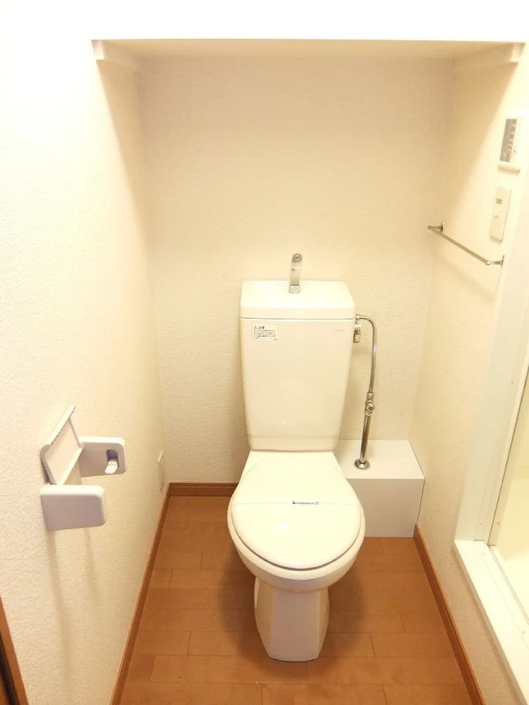 バス・トイレ別です