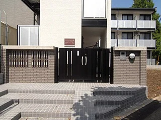オートロックゲート付き。