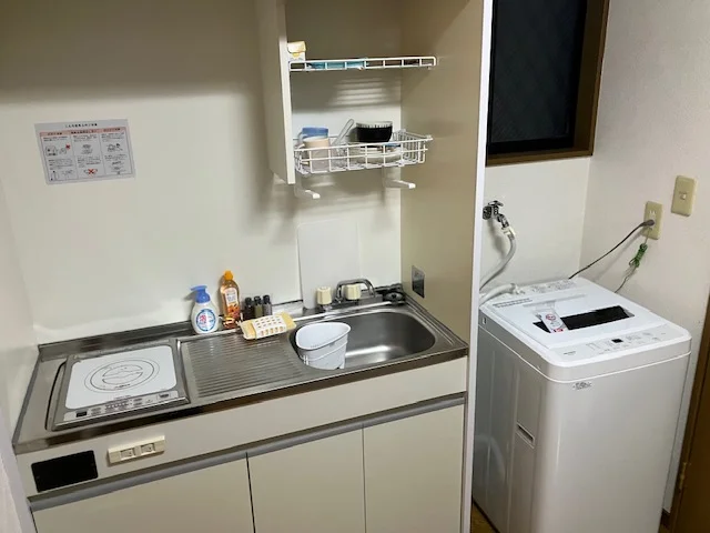キッチン用洗剤、スポンジ、ハンドソープなどがございます。