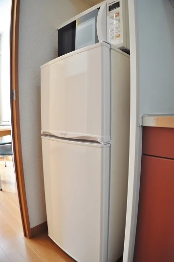 電子レンジ、冷蔵庫付き（部屋によりメーカーは異なります）