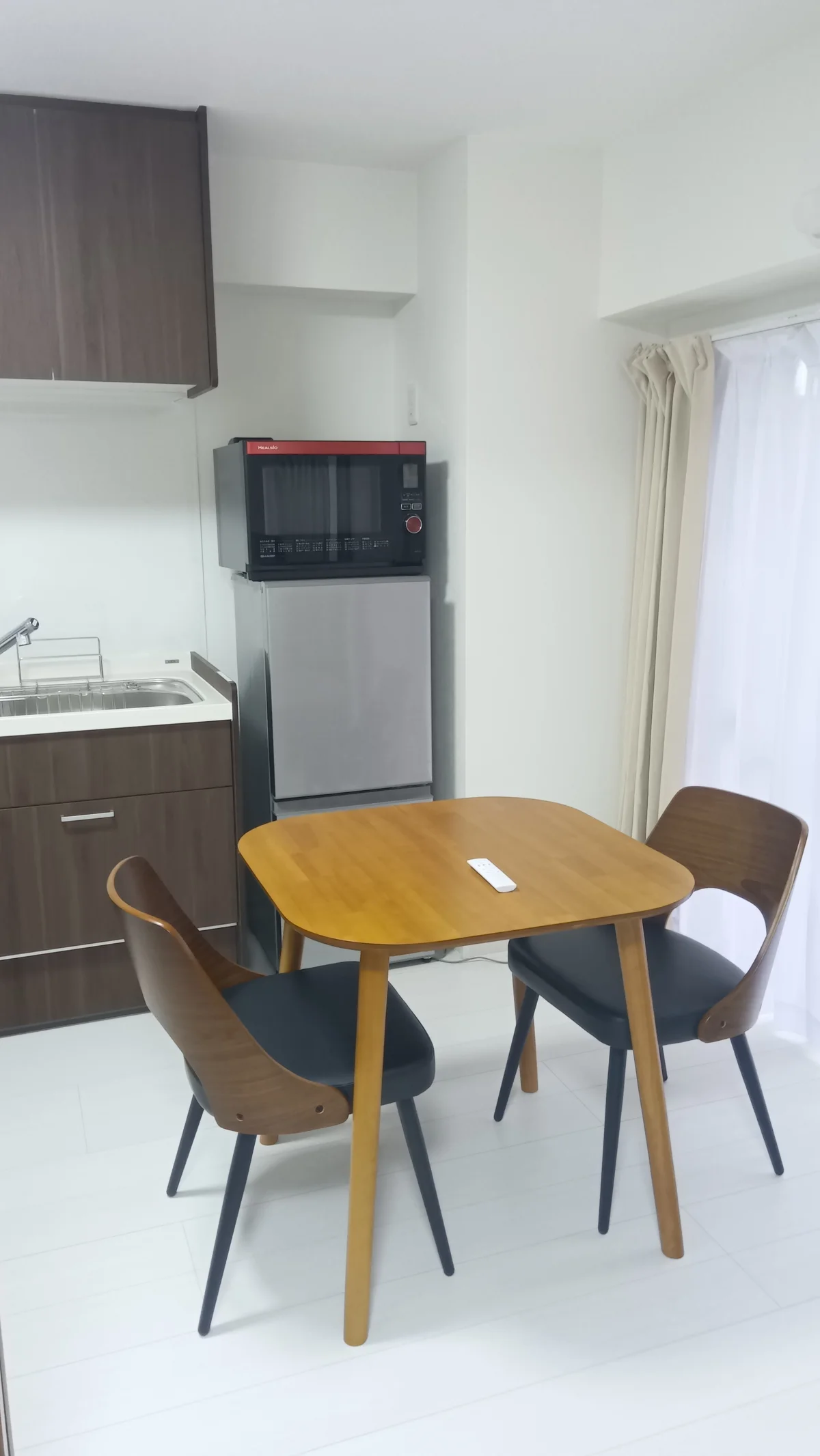 ダイニングテーブル