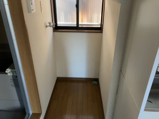 洗濯機配置前の写真です。
