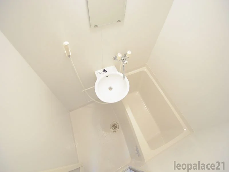 備品や設備仕様は号室等により異なります現地をご確認下さい。