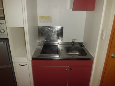 ２口電気コンロ付ミニキッチン。