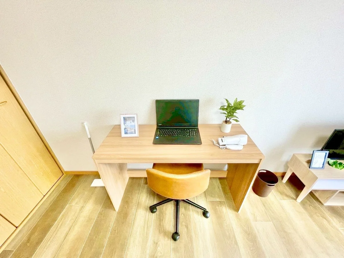 ※撮影用の観察植物・食器調理器具・雑貨類等はございません。※写真は現況優先