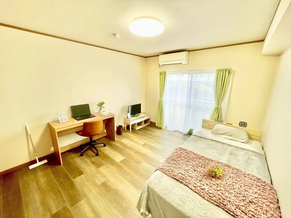 ※撮影用の観察植物・食器調理器具・雑貨類等はございません。※写真は現況優先