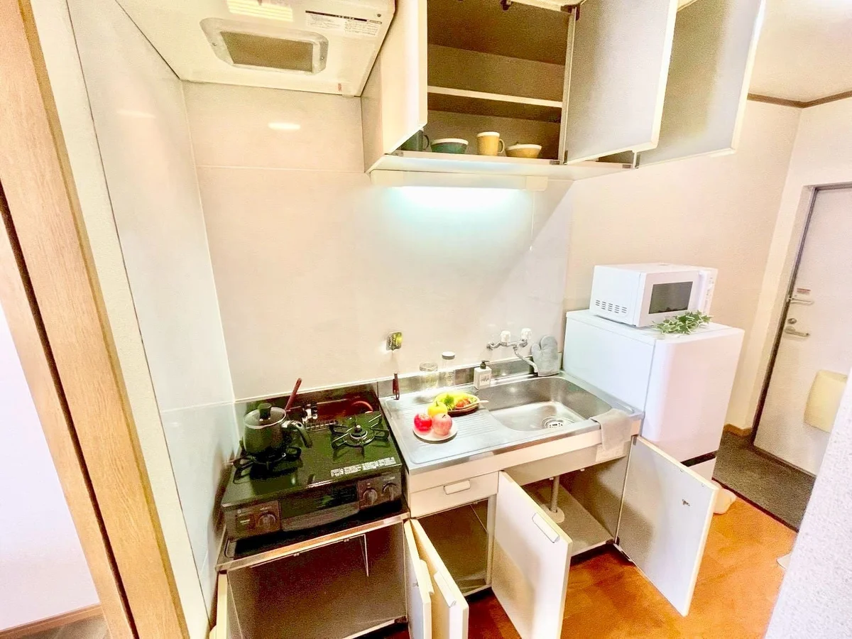 ※撮影用の観察植物・食器調理器具・雑貨類等はございません。※写真は現況優先