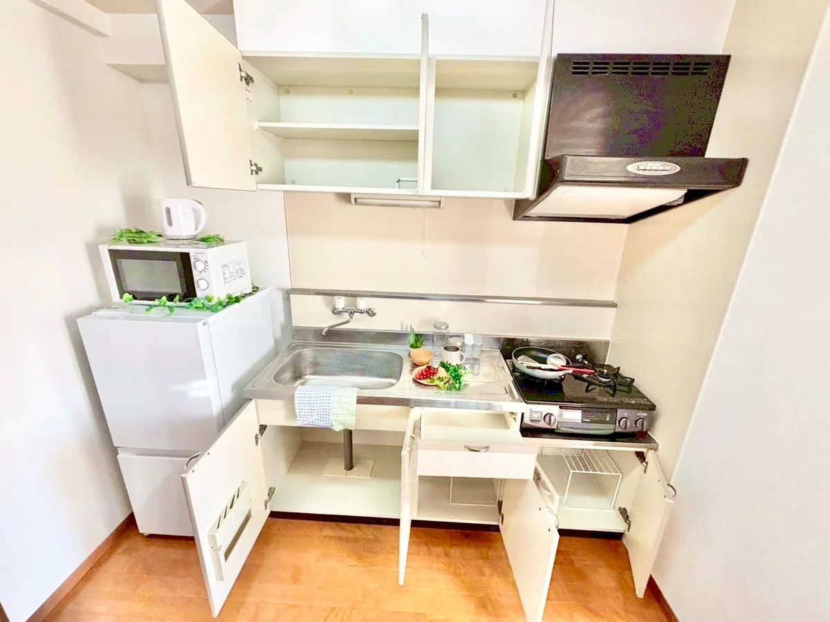 ※撮影用の観察植物・食器調理器具・雑貨類等はございません。※写真は現況優先