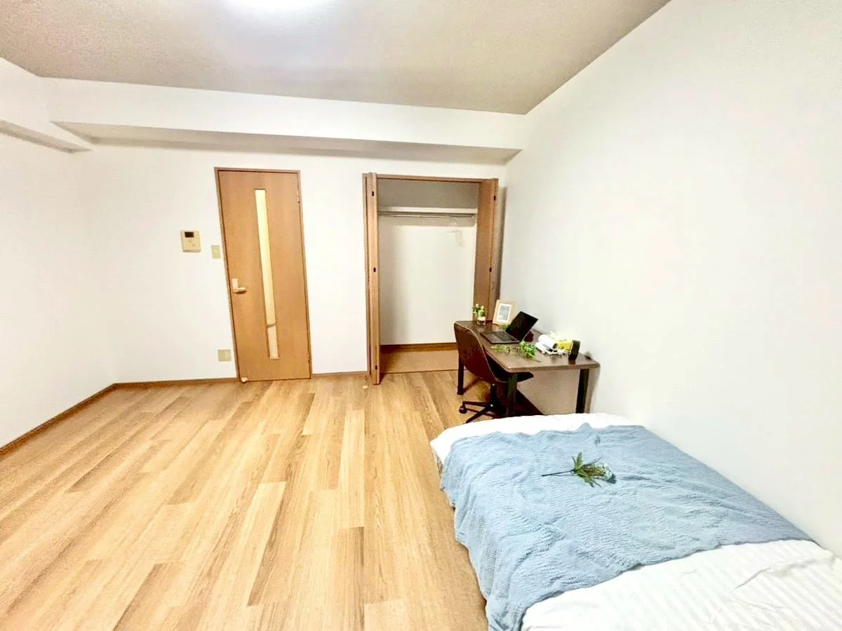 ※撮影用の観察植物・食器調理器具・雑貨類等はございません。※写真は現況優先