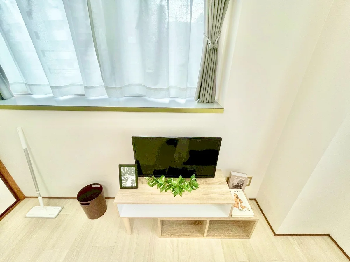 ※撮影用の観察植物・食器調理器具・雑貨類等はございません。※写真は現況優先