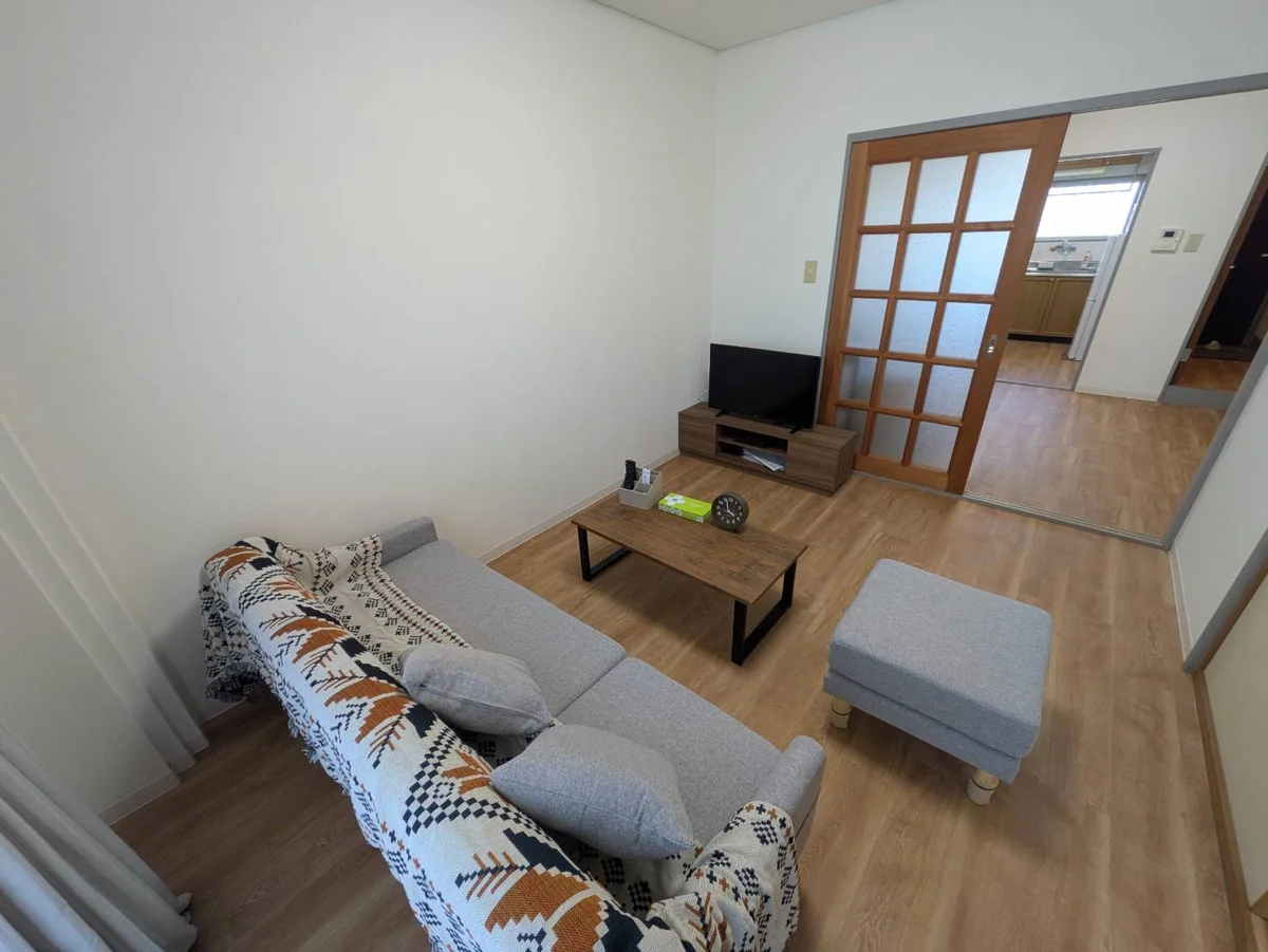 別のお部屋の画像になります。家具・家電の配置イメージの為、実物とは異なります