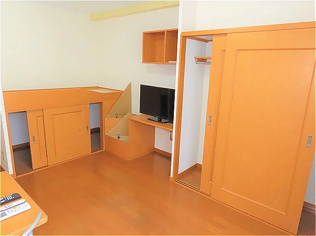 クローゼット、ベッド下収納あり