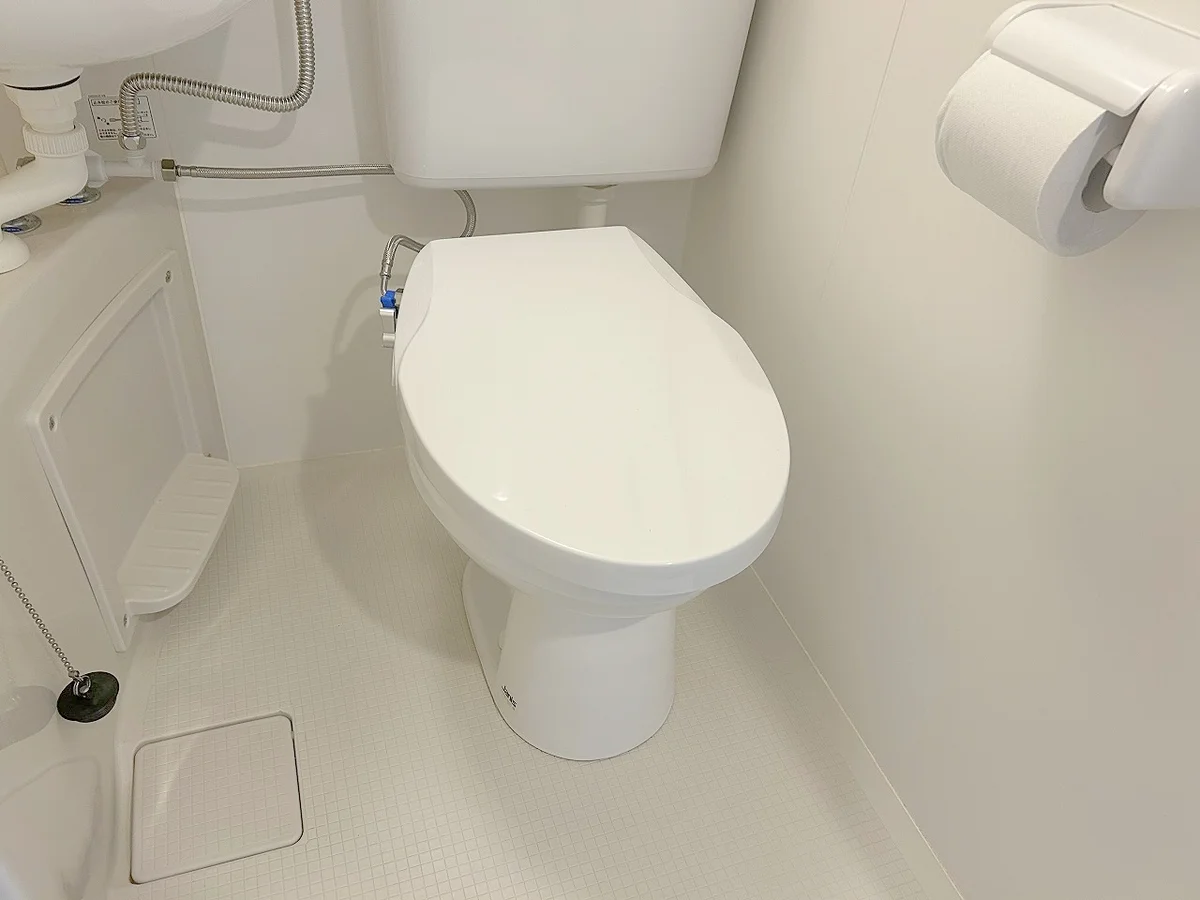 ☆洗浄便座付き☆（温水は出ません）