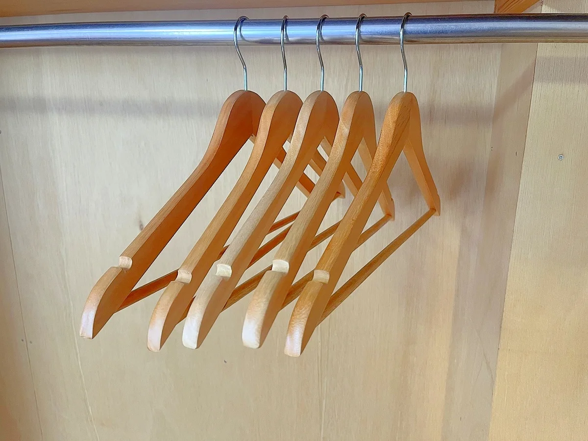 ハンガーもあるのでぜひご利用ください◎