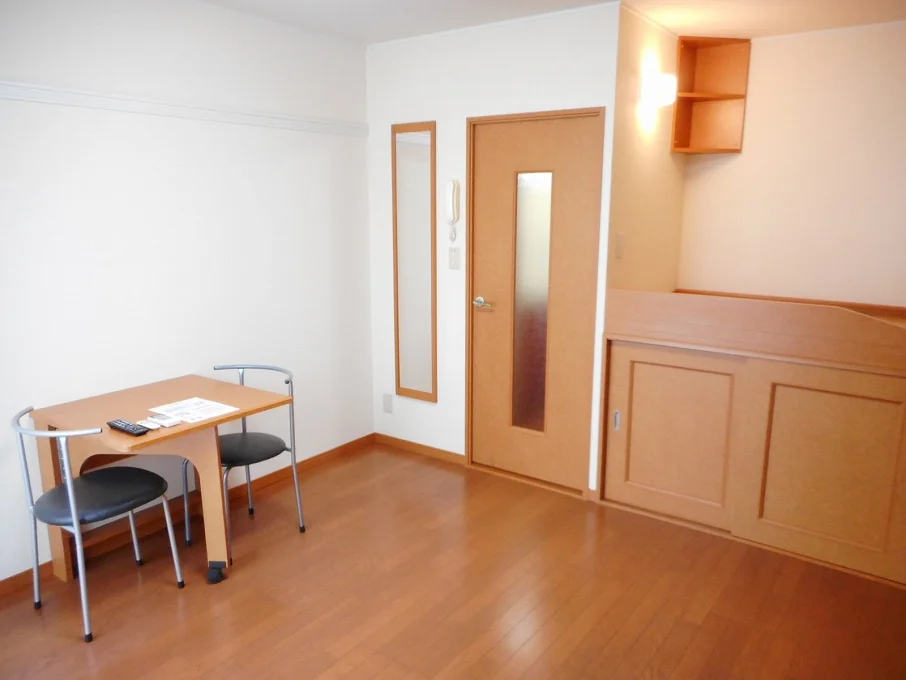 ハイベッドタイプのお部屋です