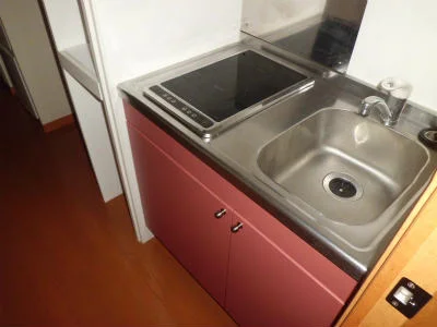 2口電気コンロ付きミニキッチン。