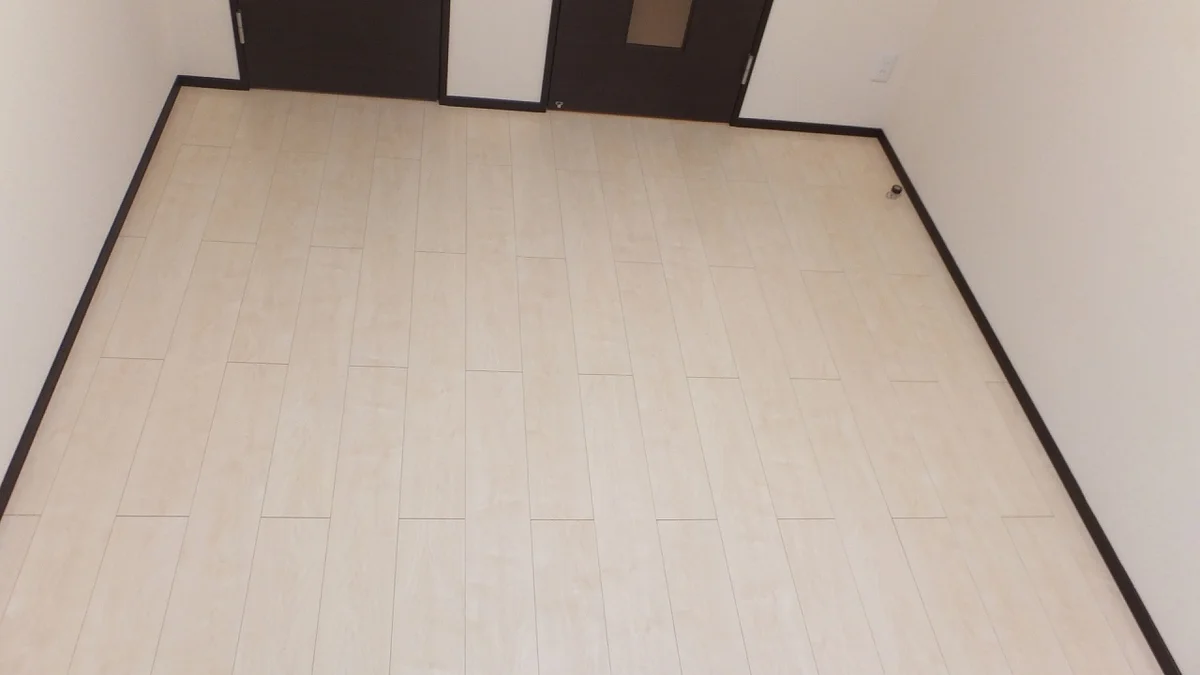 クッションフロアタイプのお部屋になります。