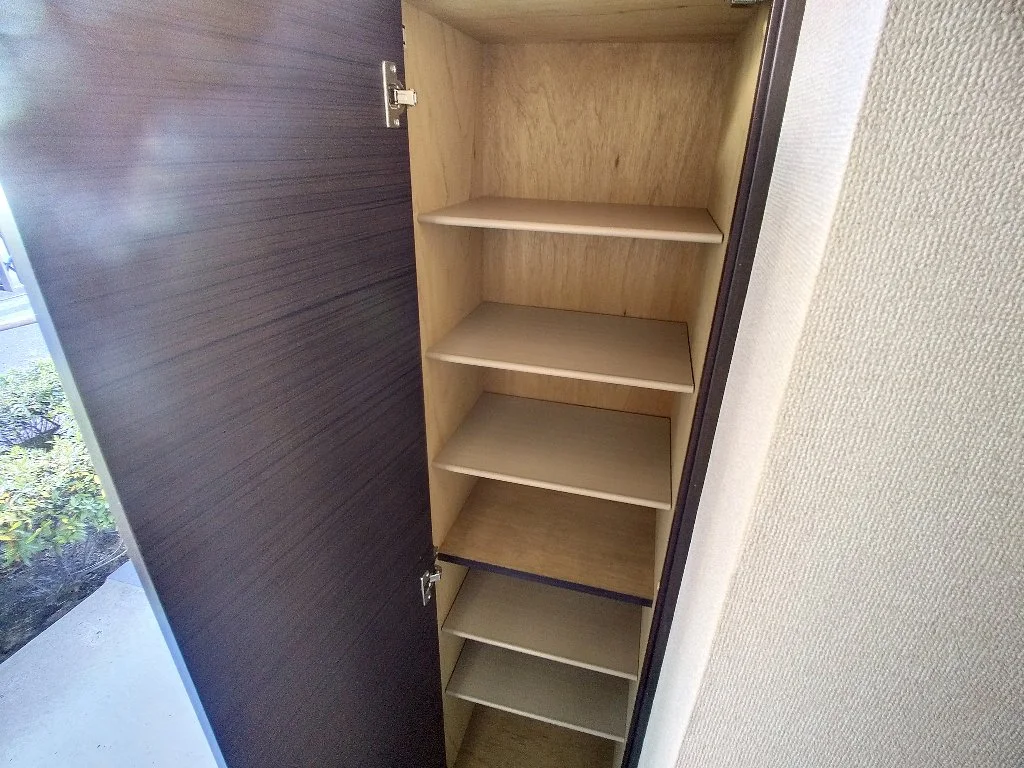 シューズボックス