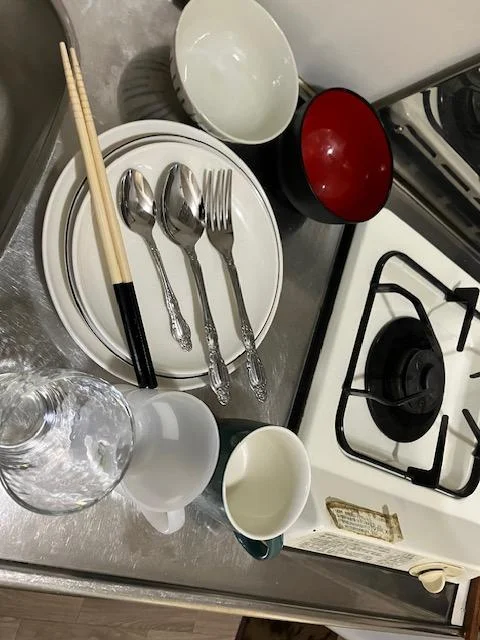 充実の食器類です。