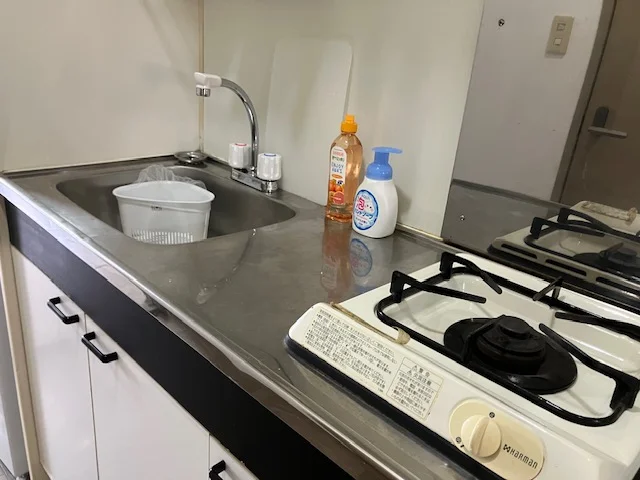 キッチンには洗剤、スポンジ、ハンドソープ等を揃えております。