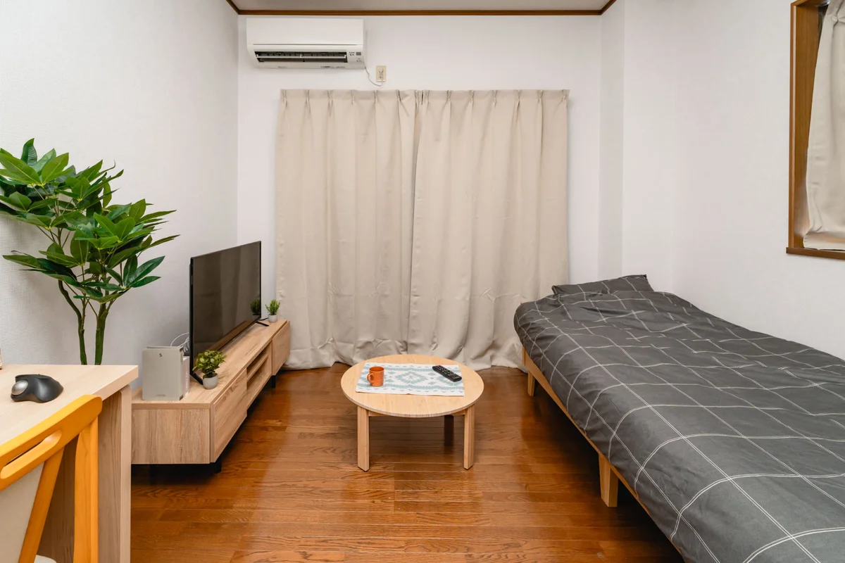 もちろん、カーテンもついてます