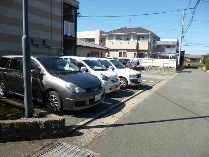 設備・使用は号室により異なる為、現況を優先致します。