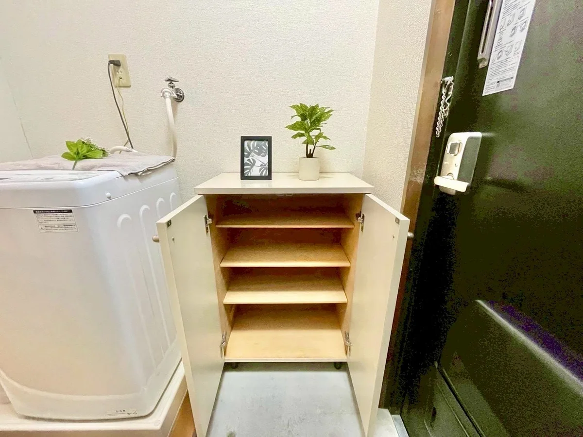 ※撮影用の観察植物・食器調理器具・雑貨類等はございません。※写真は現況優先