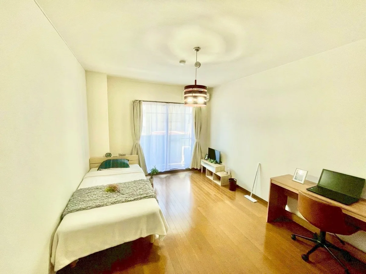 ※撮影用の観察植物・食器調理器具・雑貨類等はございません。※写真は現況優先