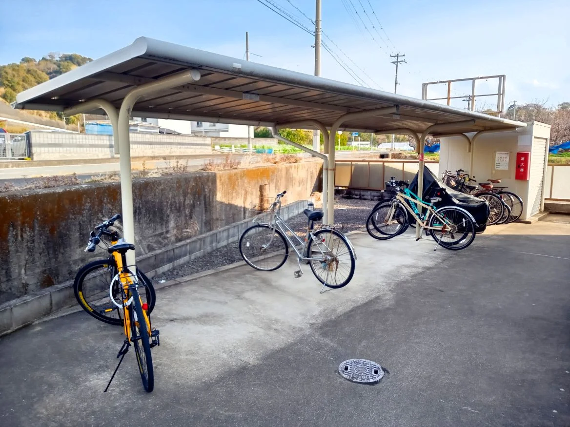 屋根付き駐輪場