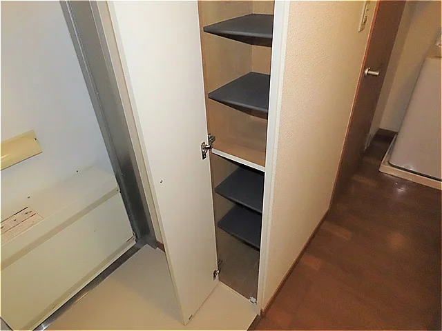 シューズボックスあり