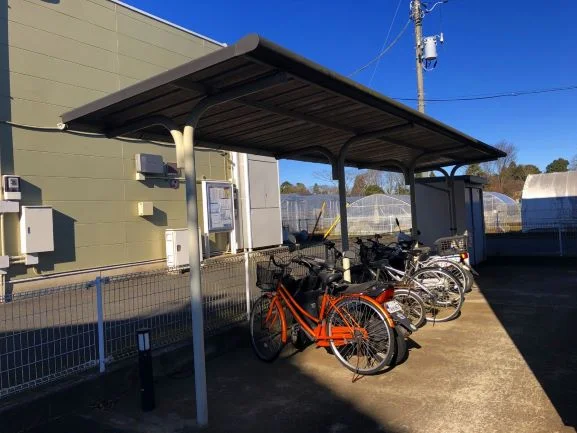 屋根付き駐輪場