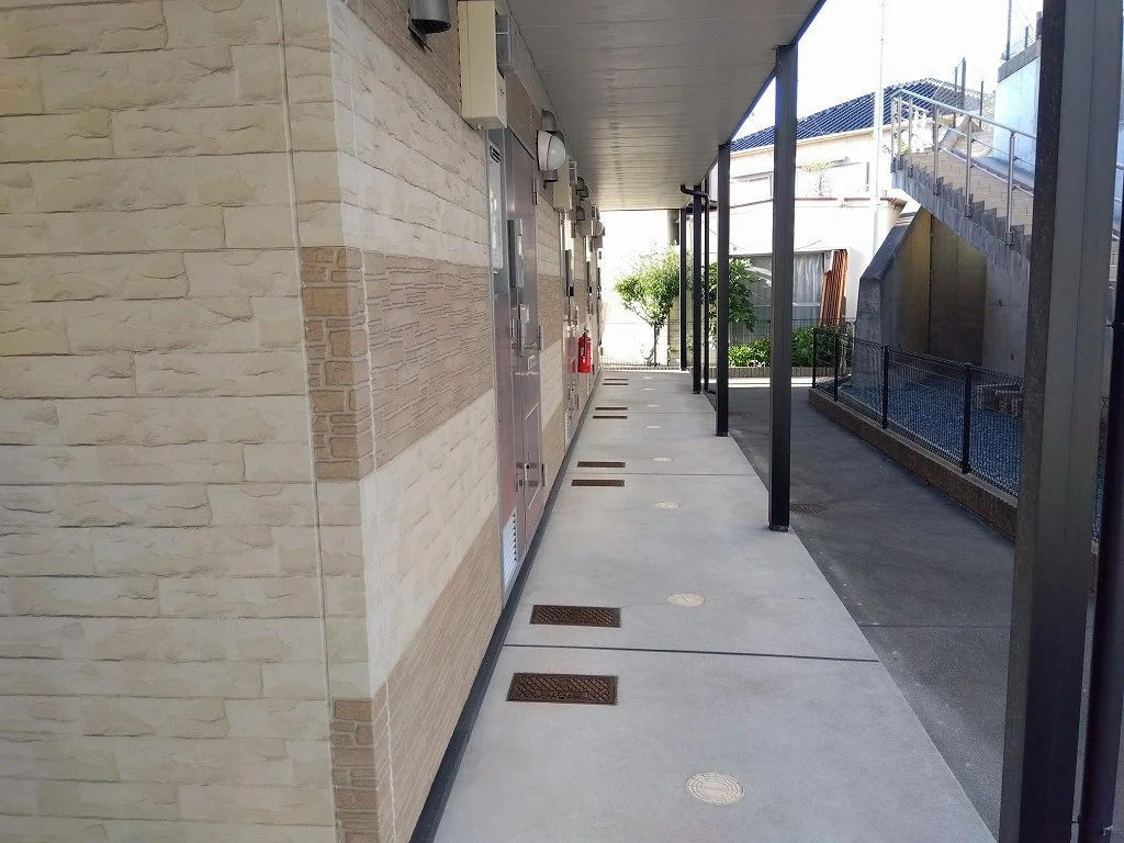 1F共有通路