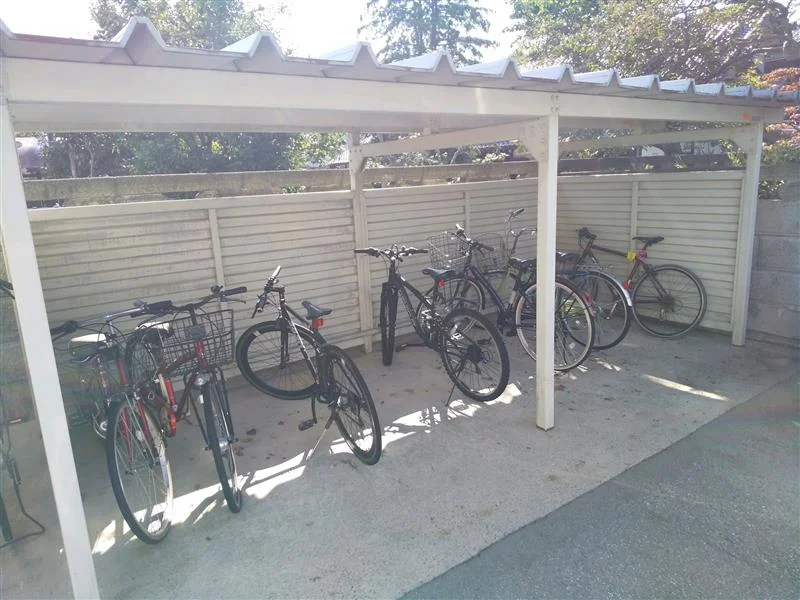 屋根付き駐輪場