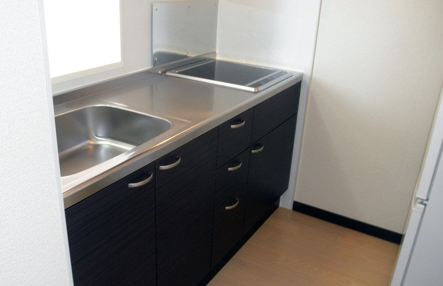 2口の電気コンロキッチン