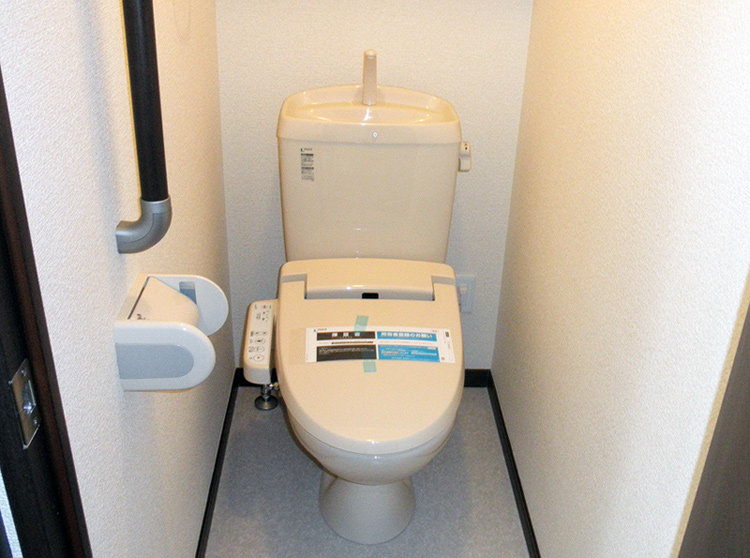 ウォシュレット付トイレ