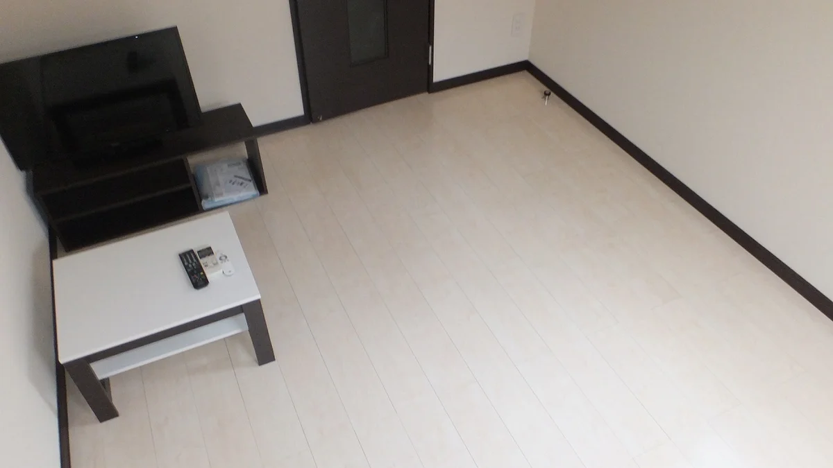 フロアタイプのお部屋になります。