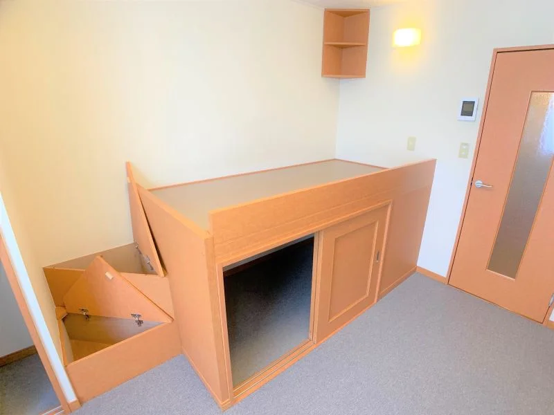 (2F)設備・仕様は号室により異なる為、現況を優先致します。