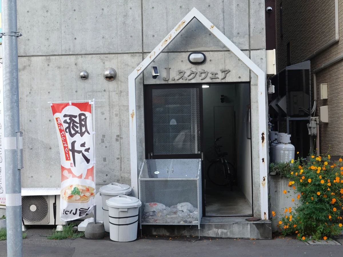 マンション入り口です。