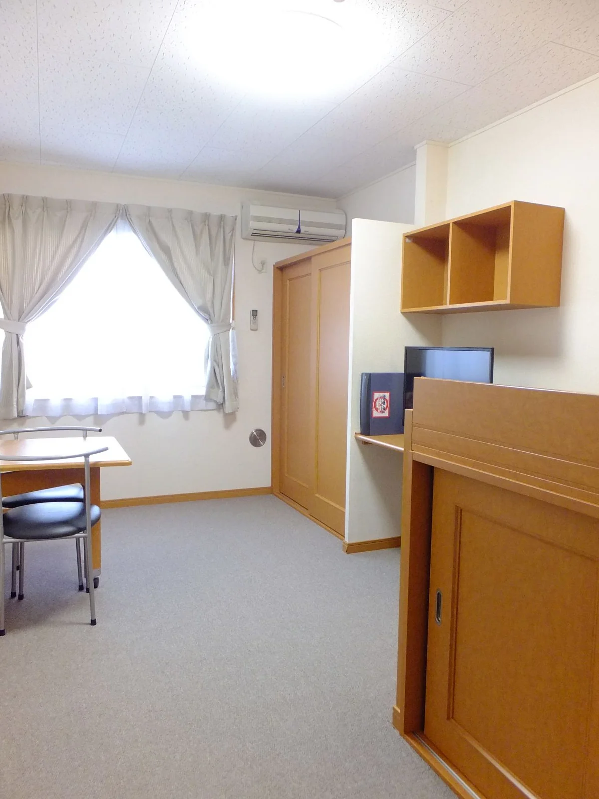 2Ｆはじゅうたん