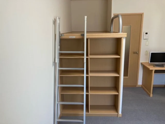 1Fフローリング、2F絨毯