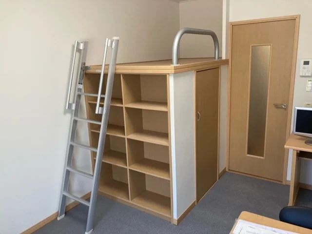 1Fフローリング、2F絨毯