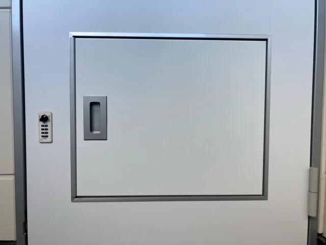 宅配ボックス