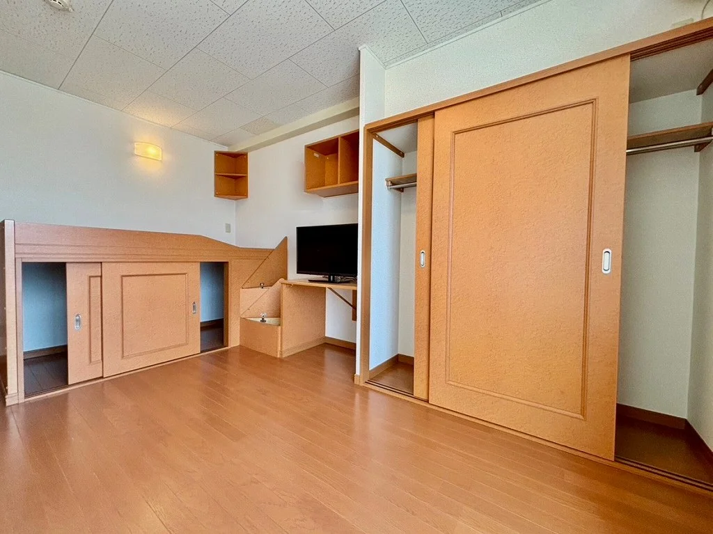 設備・仕様は号室により異なる為、現況を優先いたします。