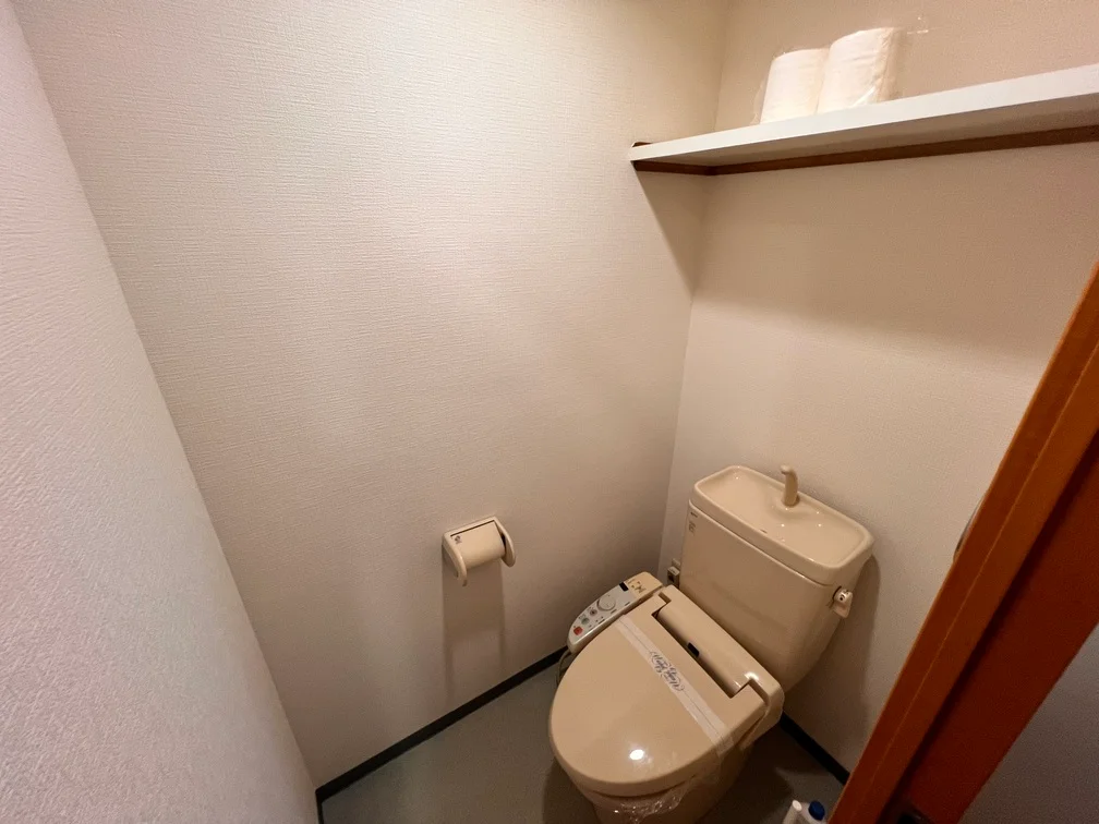 ウォシュレット付トイレです。